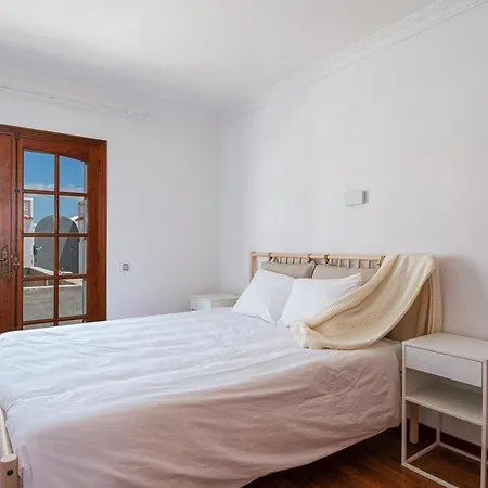 Beach House La Caleta * 아데제